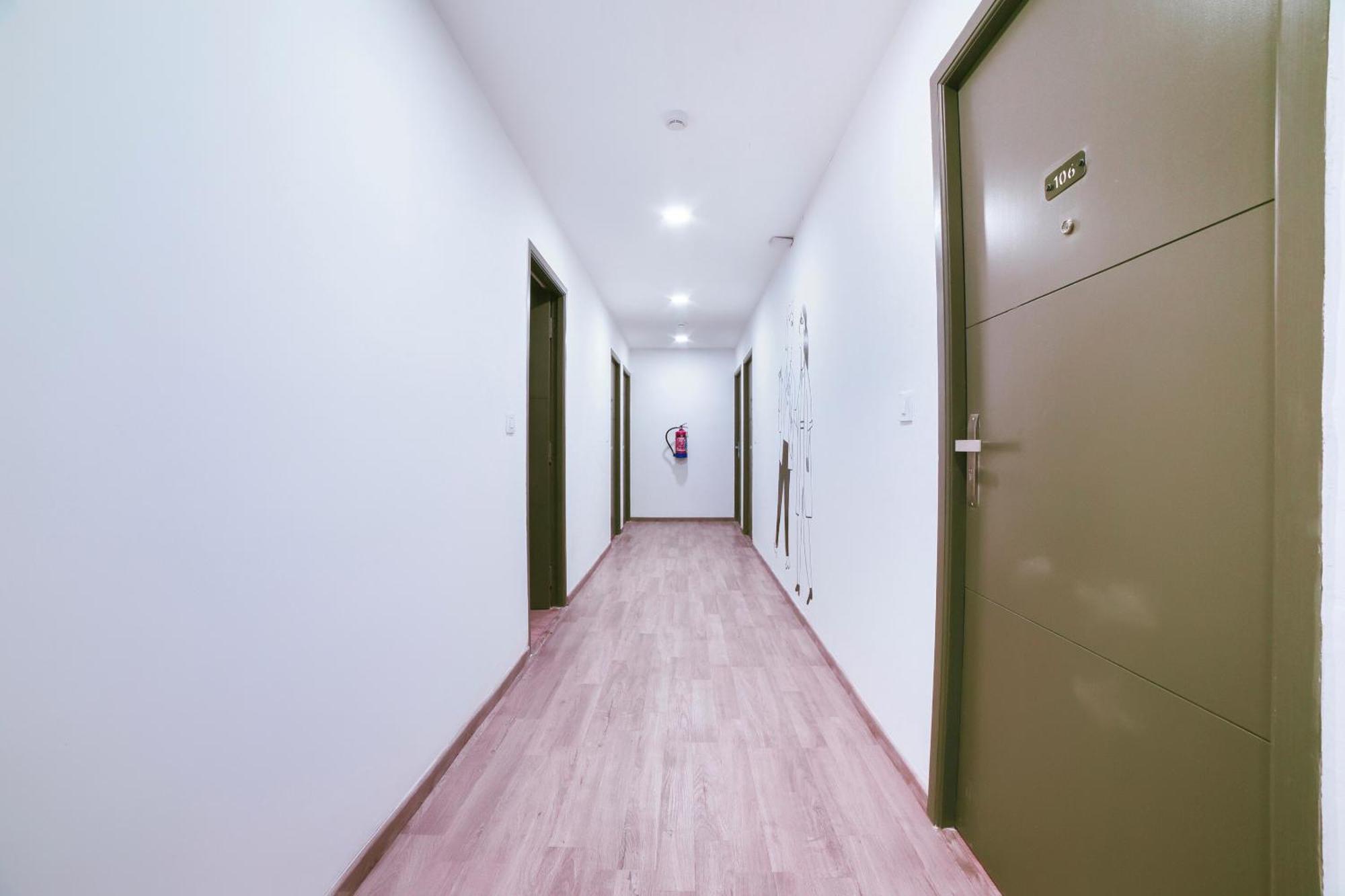 โอโย ทาวน์เฮาส์ 142 วทาปลานี Hotel เชนไน ภายนอก รูปภาพ